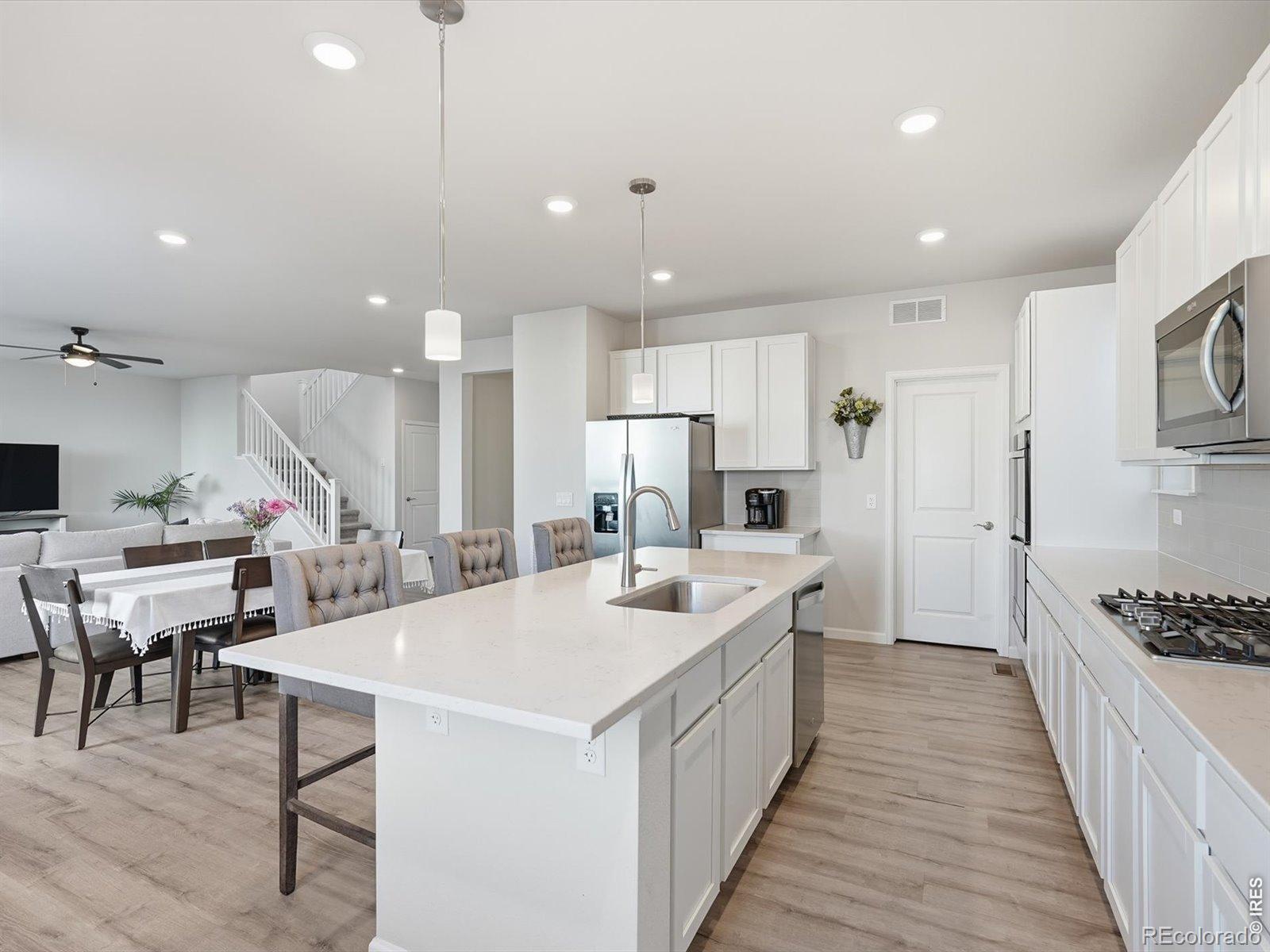 MLS Image #5 for 1333  loraine circle,lafayette, Colorado