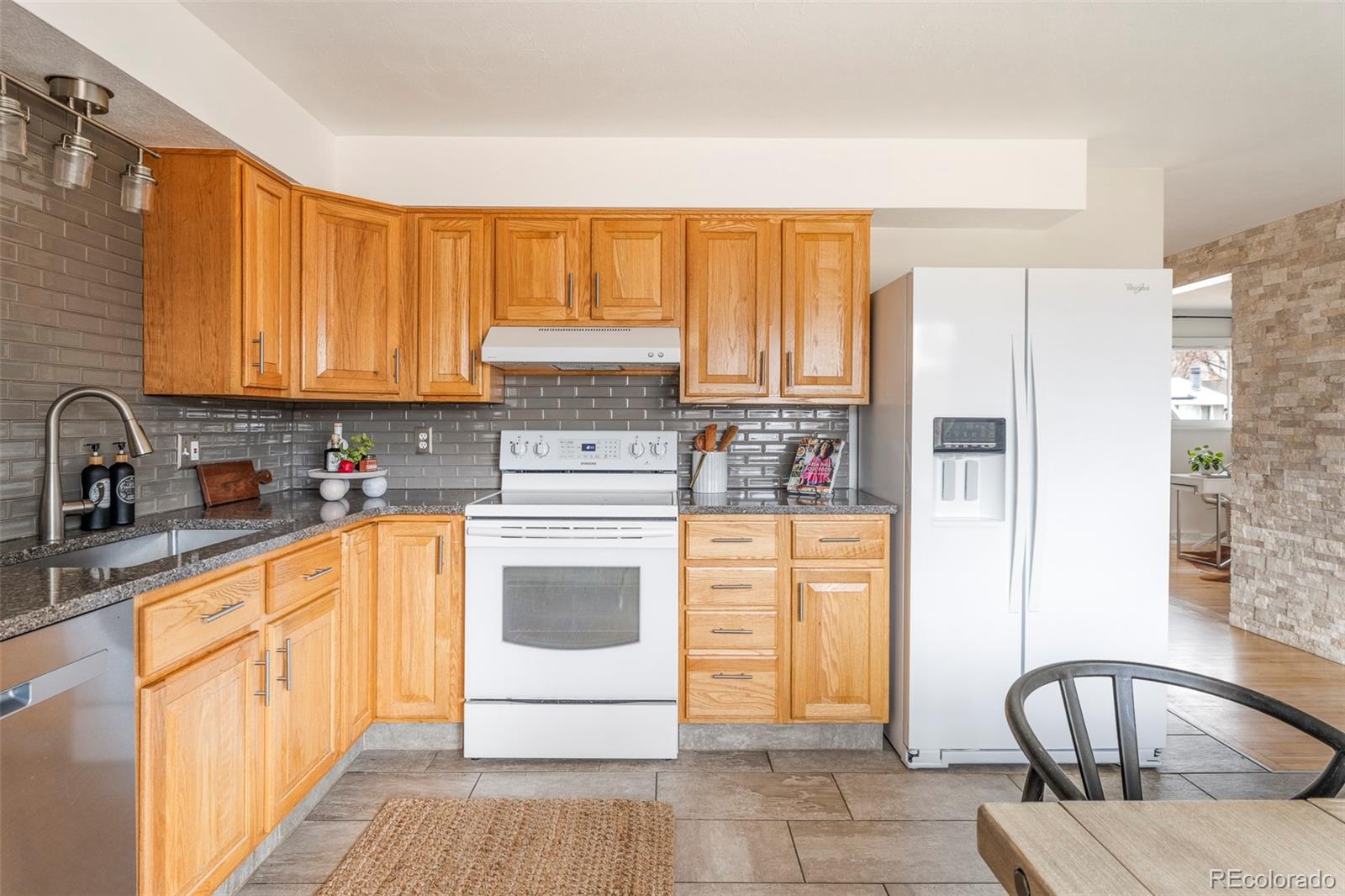 MLS Image #12 for 764  vivian street,lakewood, Colorado