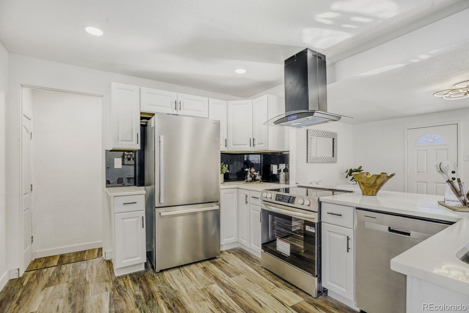 MLS Image #13 for 229 w 81st place,denver, Colorado