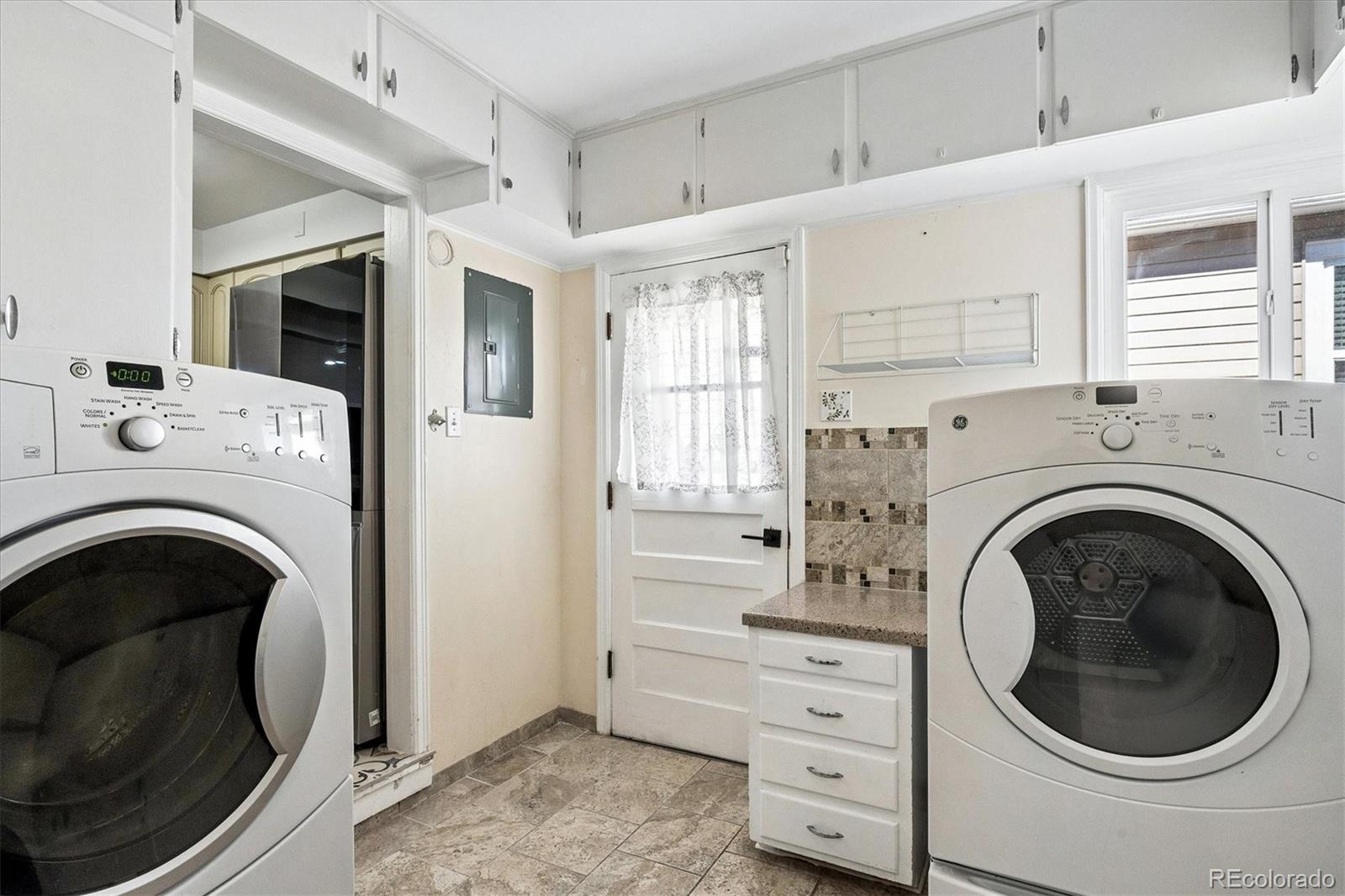 MLS Image #21 for 1421 s birch street,denver, Colorado