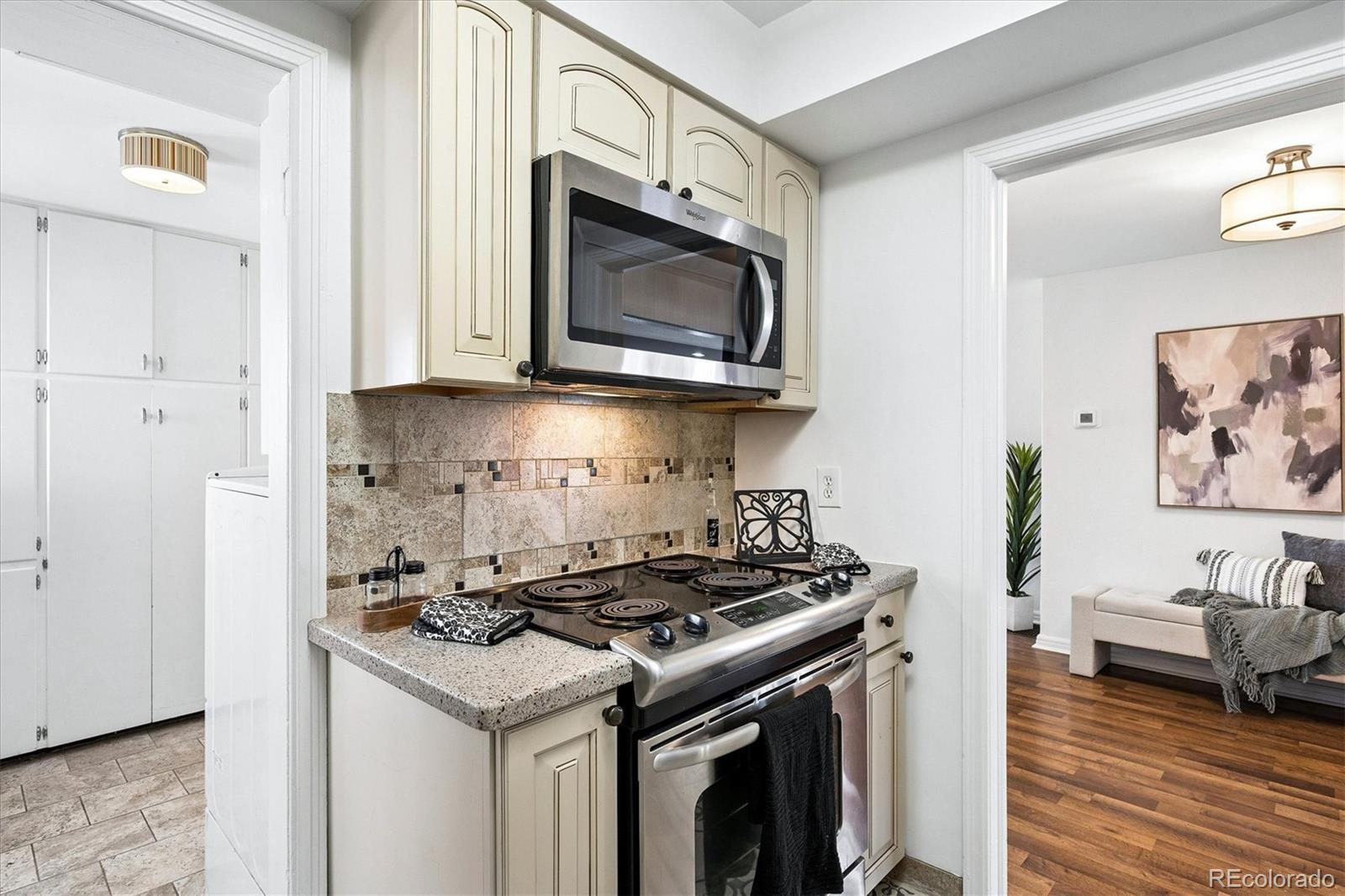 MLS Image #8 for 1421 s birch street,denver, Colorado