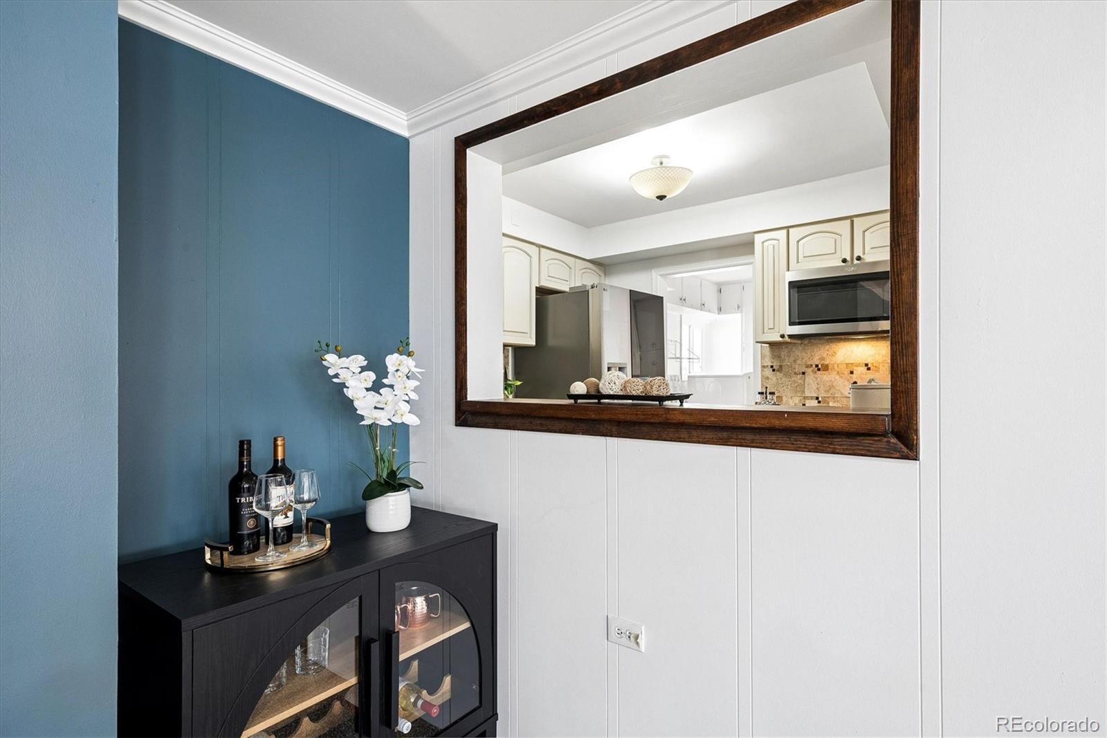 MLS Image #9 for 1421 s birch street,denver, Colorado
