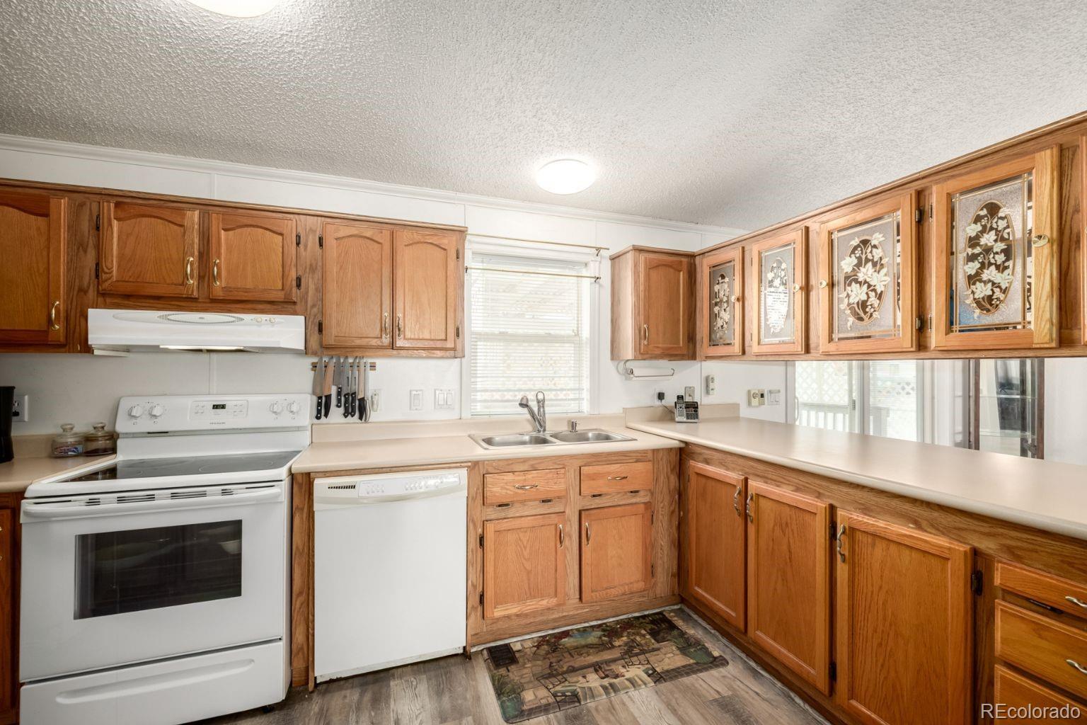 MLS Image #17 for 9024  madeleine street,denver, Colorado