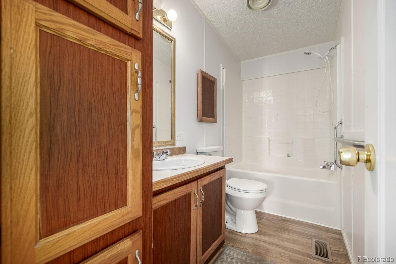 MLS Image #27 for 9024  madeleine street,denver, Colorado