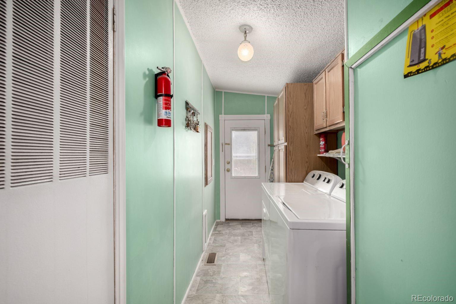 MLS Image #28 for 9024  madeleine street,denver, Colorado