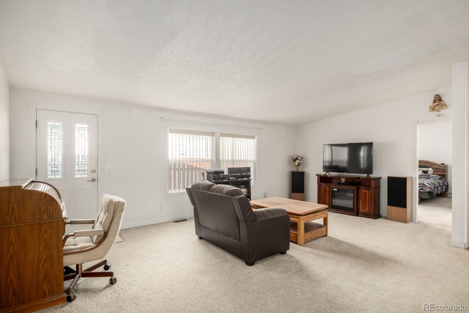 MLS Image #3 for 9024  madeleine street,denver, Colorado