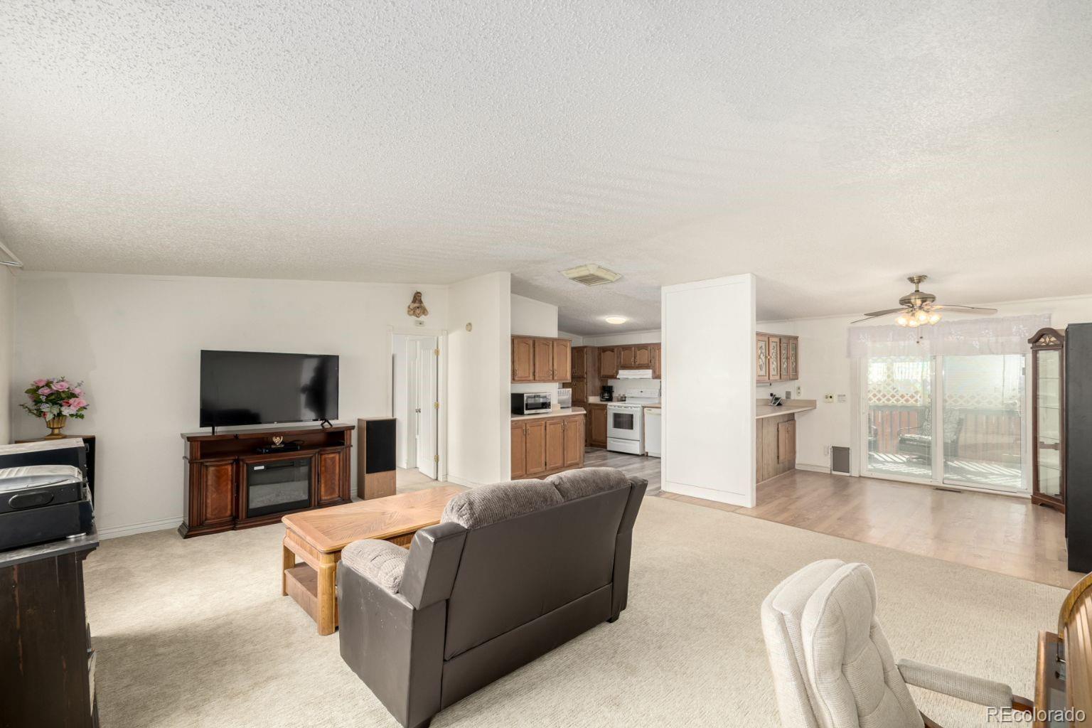 MLS Image #5 for 9024  madeleine street,denver, Colorado