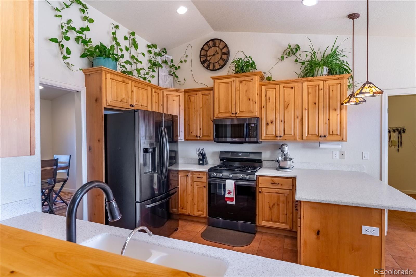 MLS Image #7 for 330  7th street,penrose, Colorado