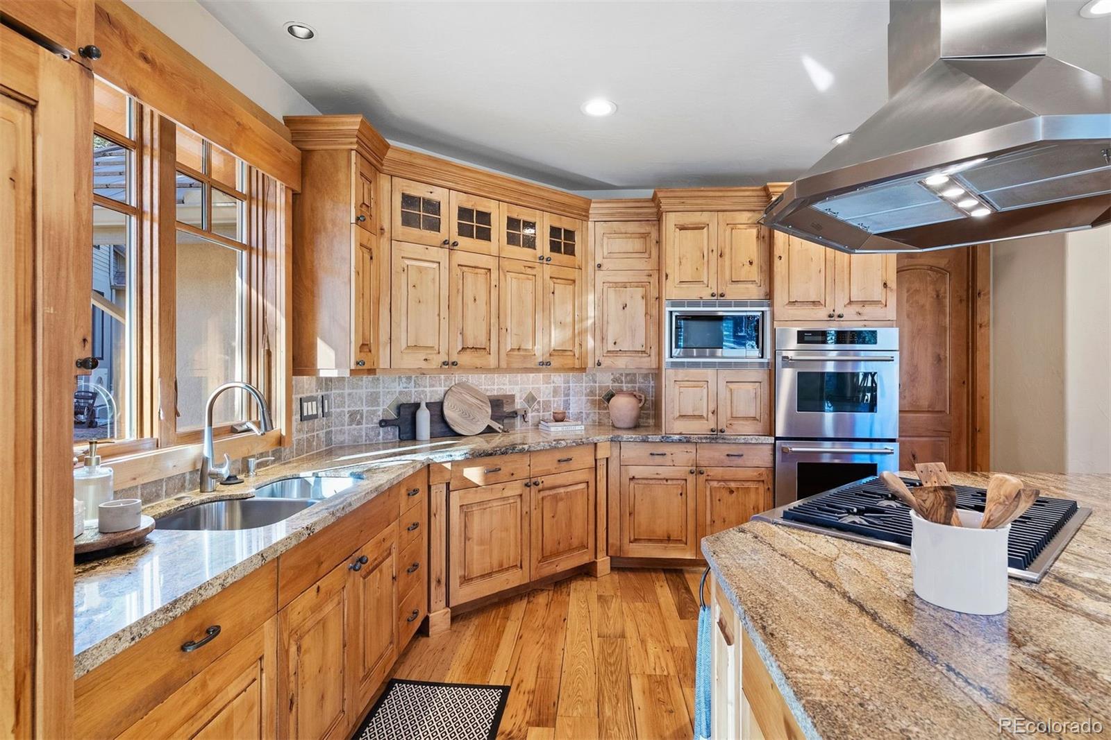 MLS Image #11 for 31271  island drive,evergreen, Colorado