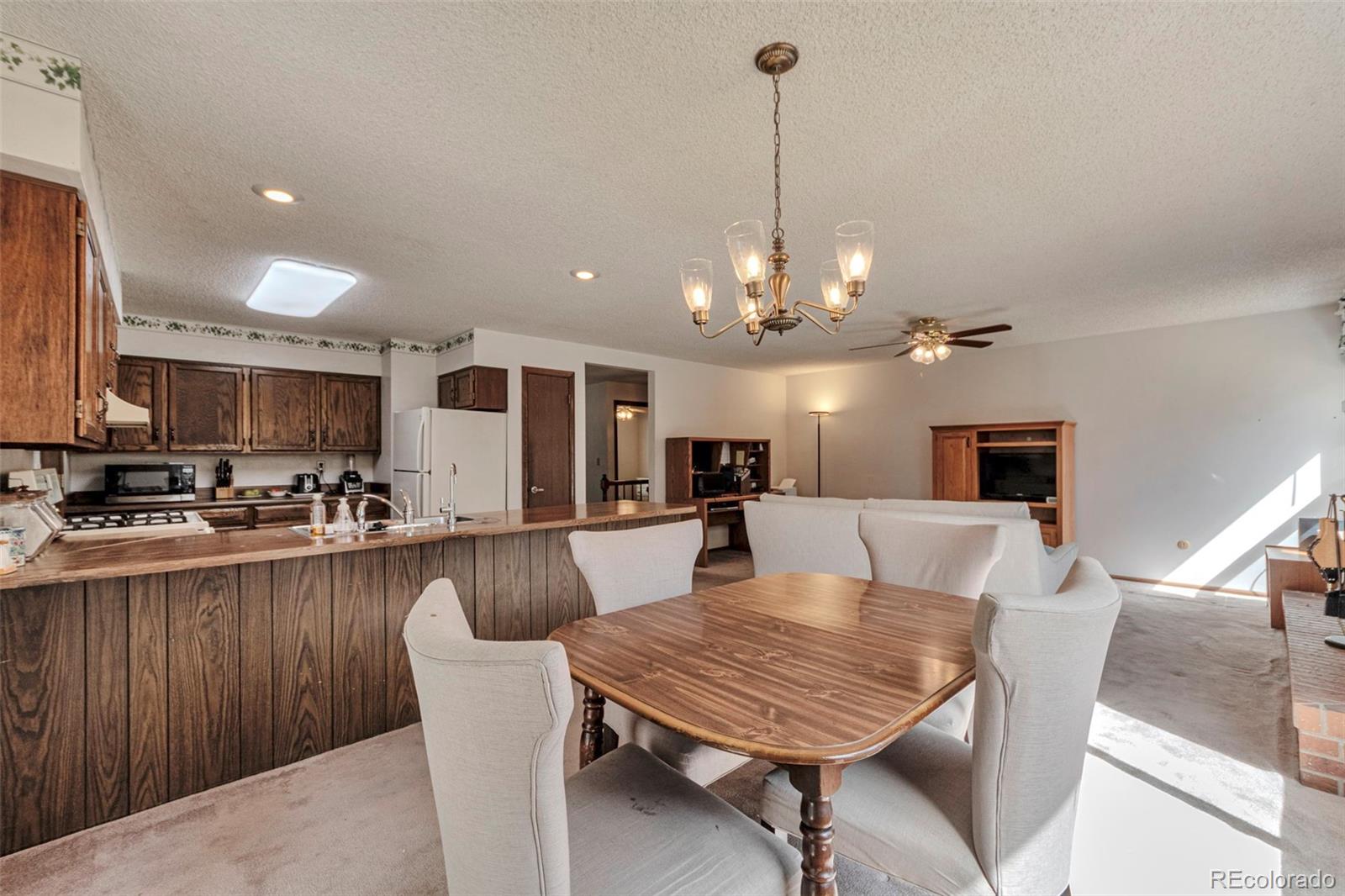 MLS Image #13 for 612 e nichols drive,littleton, Colorado