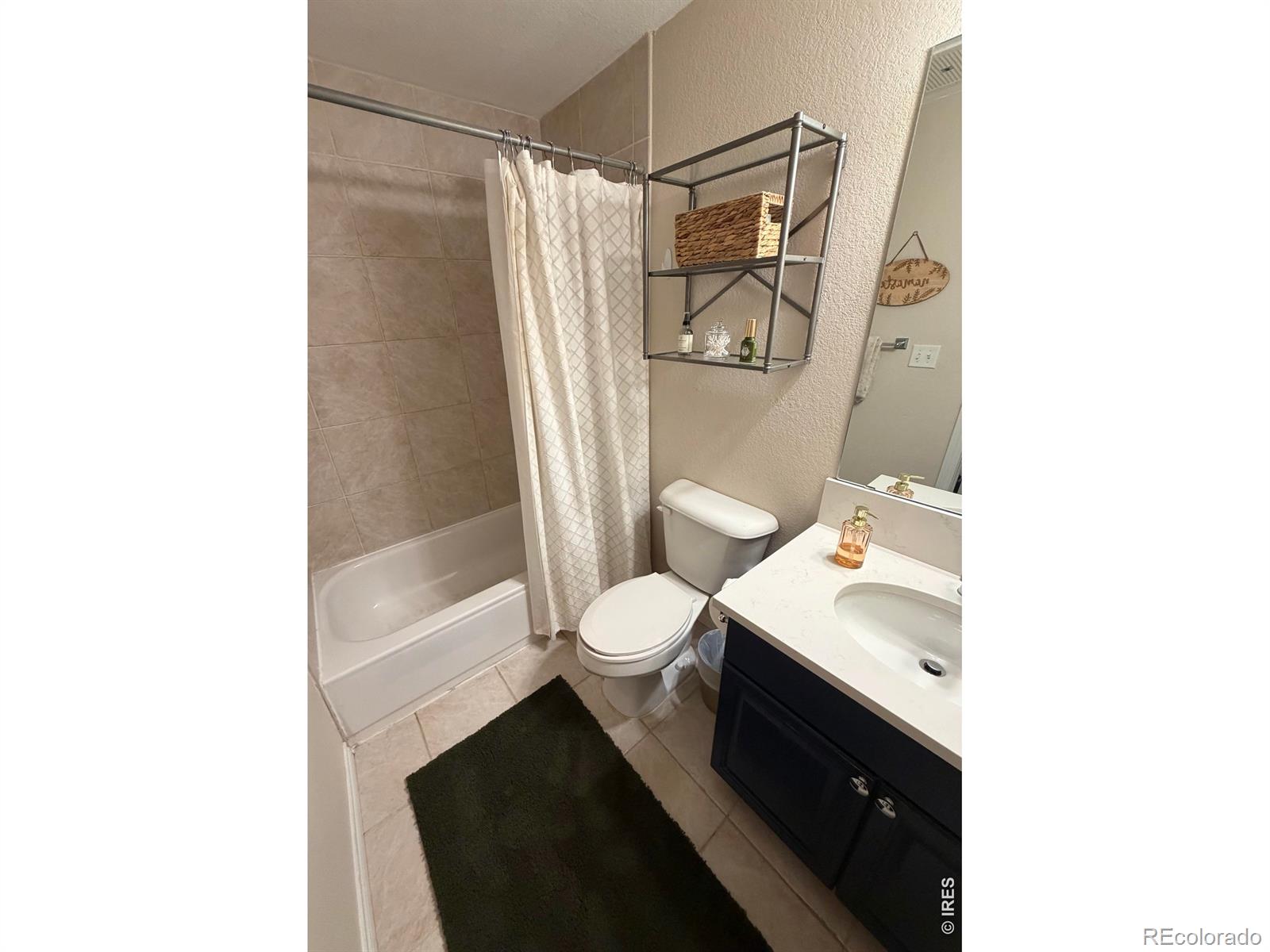MLS Image #10 for 2901  wyandot street 5,denver, Colorado