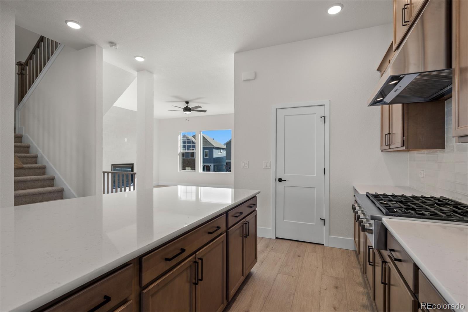 MLS Image #17 for 4534  peak crest view,colorado springs, Colorado