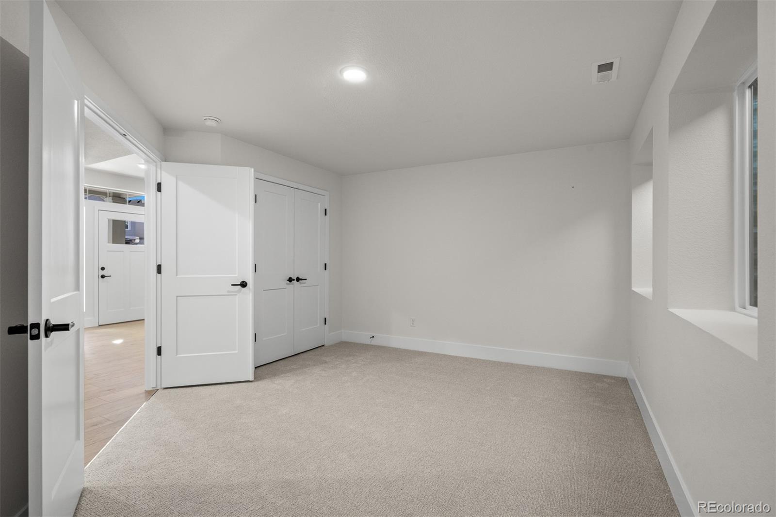 MLS Image #3 for 4534  peak crest view,colorado springs, Colorado