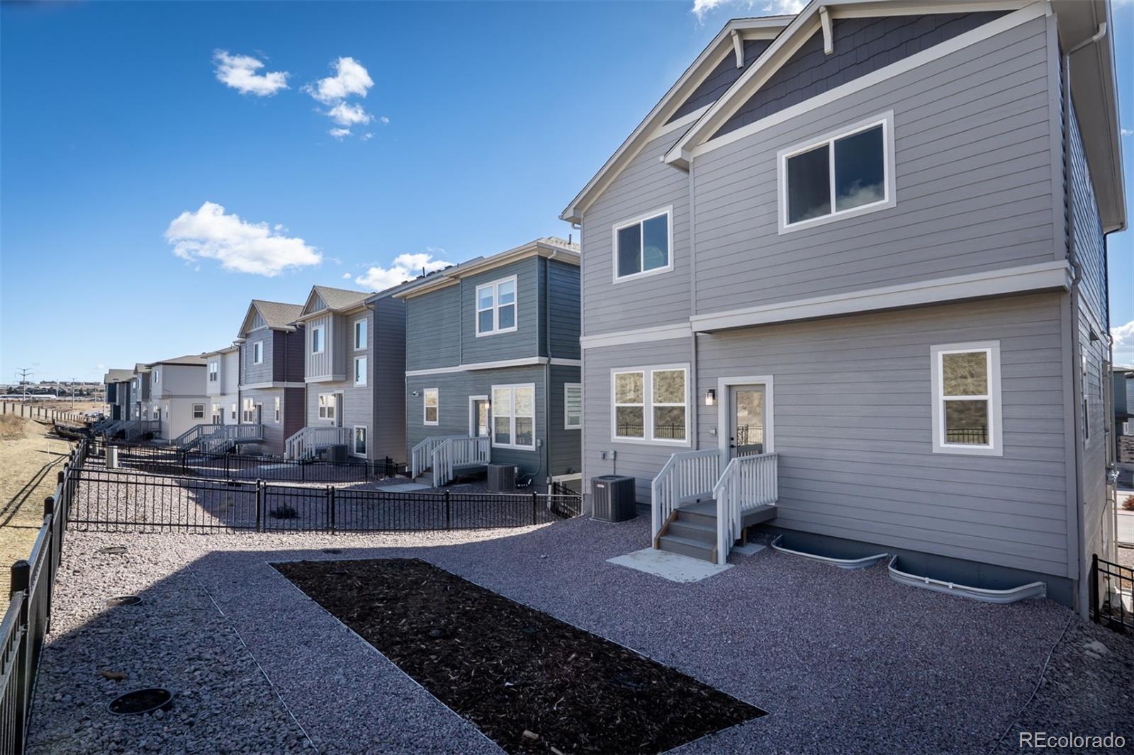 MLS Image #33 for 4534  peak crest view,colorado springs, Colorado
