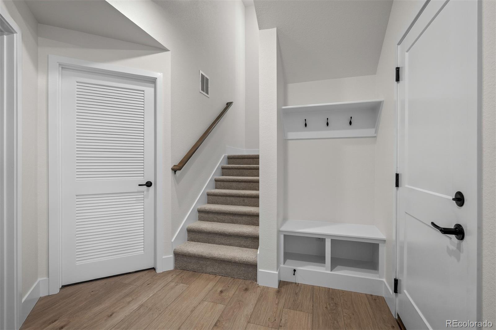 MLS Image #6 for 4534  peak crest view,colorado springs, Colorado