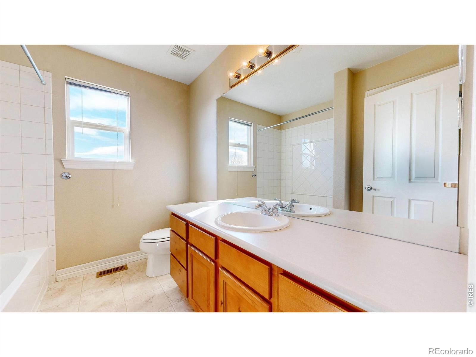 MLS Image #36 for 16811  roberts street,mead, Colorado
