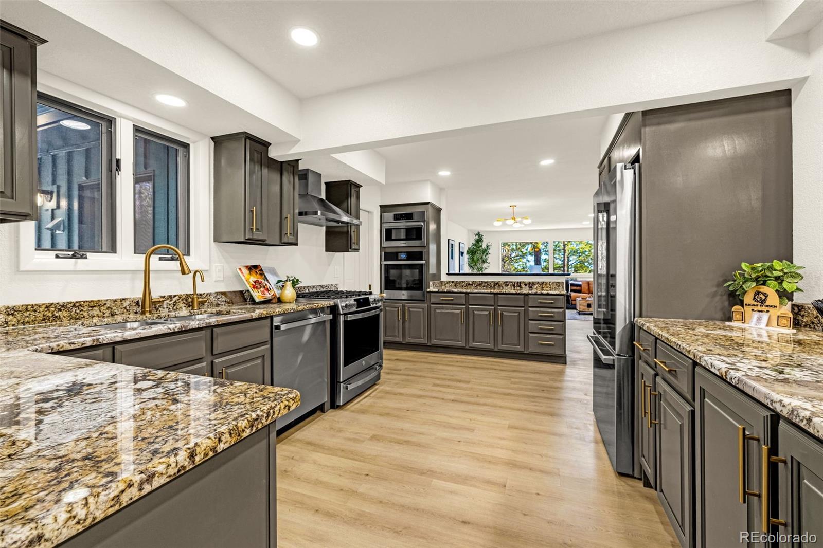 MLS Image #12 for 26  leaming street,colorado springs, Colorado