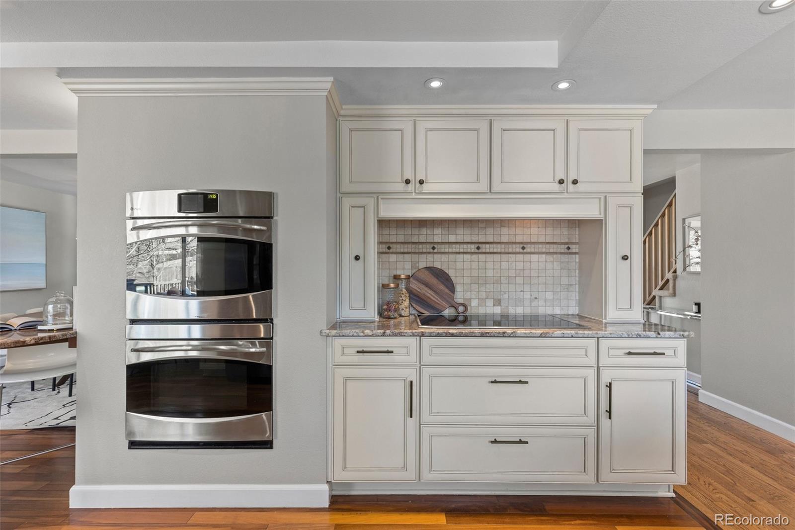 MLS Image #10 for 3971 s syracuse way,denver, Colorado