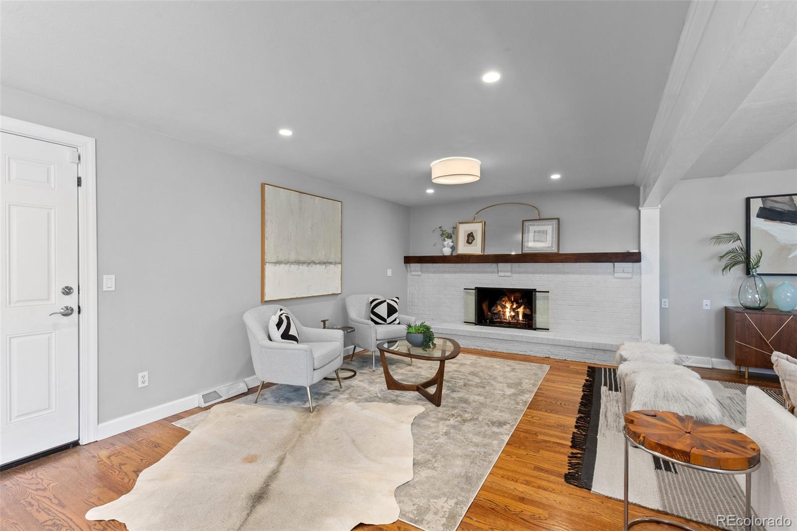 MLS Image #13 for 3971 s syracuse way,denver, Colorado