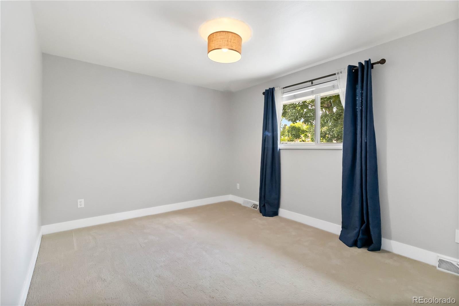 MLS Image #29 for 3971 s syracuse way,denver, Colorado