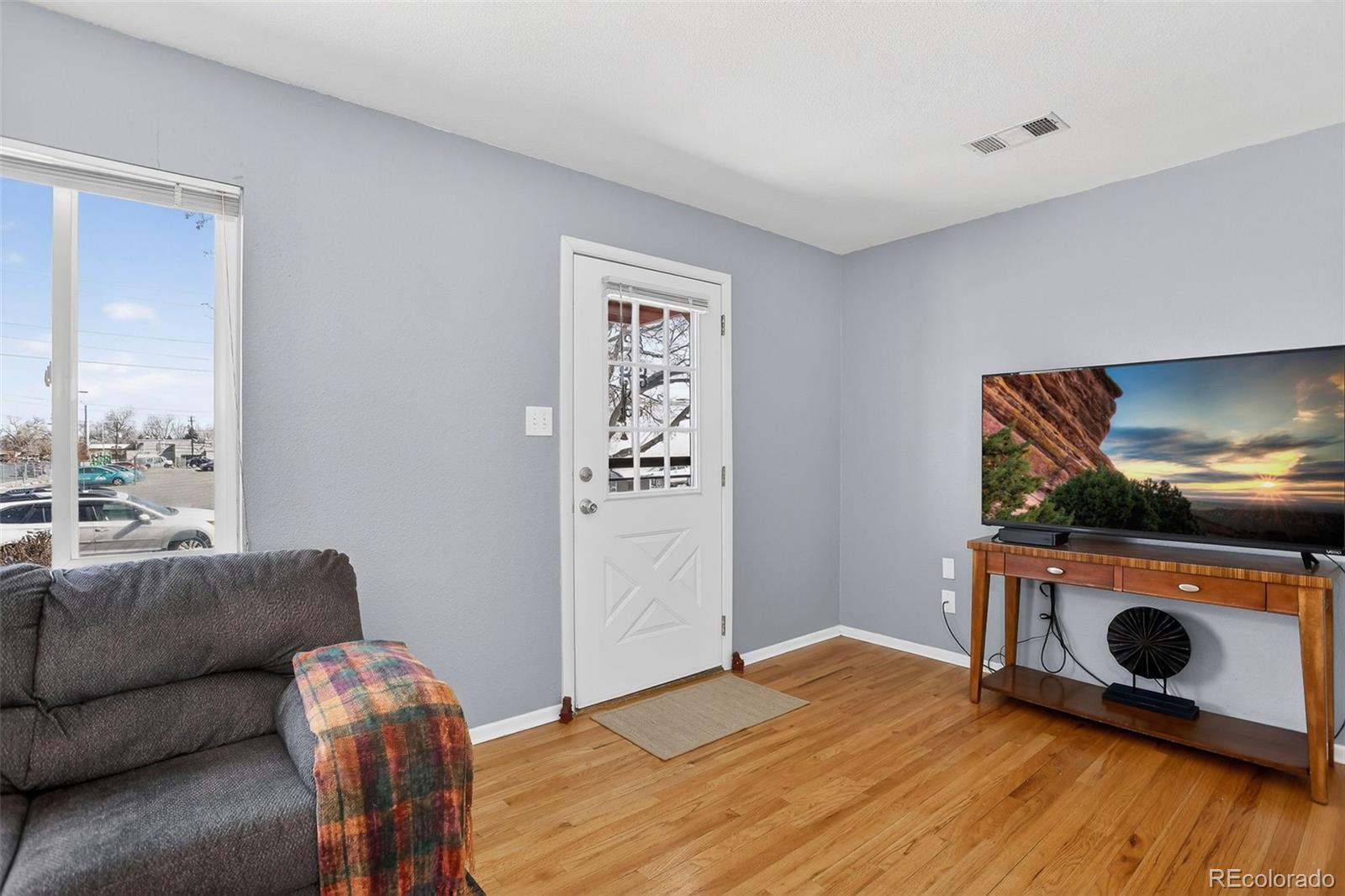 MLS Image #6 for 1415 s tennyson street,denver, Colorado