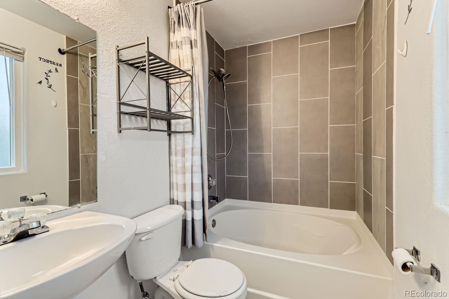 MLS Image #4 for 128 s moline street ,aurora, Colorado