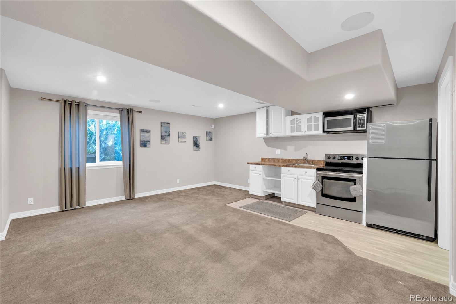 MLS Image #22 for 20384 e 53rd drive,denver, Colorado