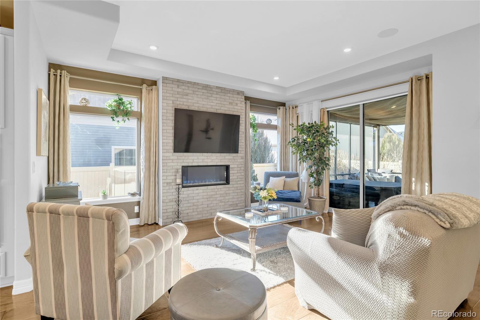 MLS Image #8 for 20384 e 53rd drive,denver, Colorado