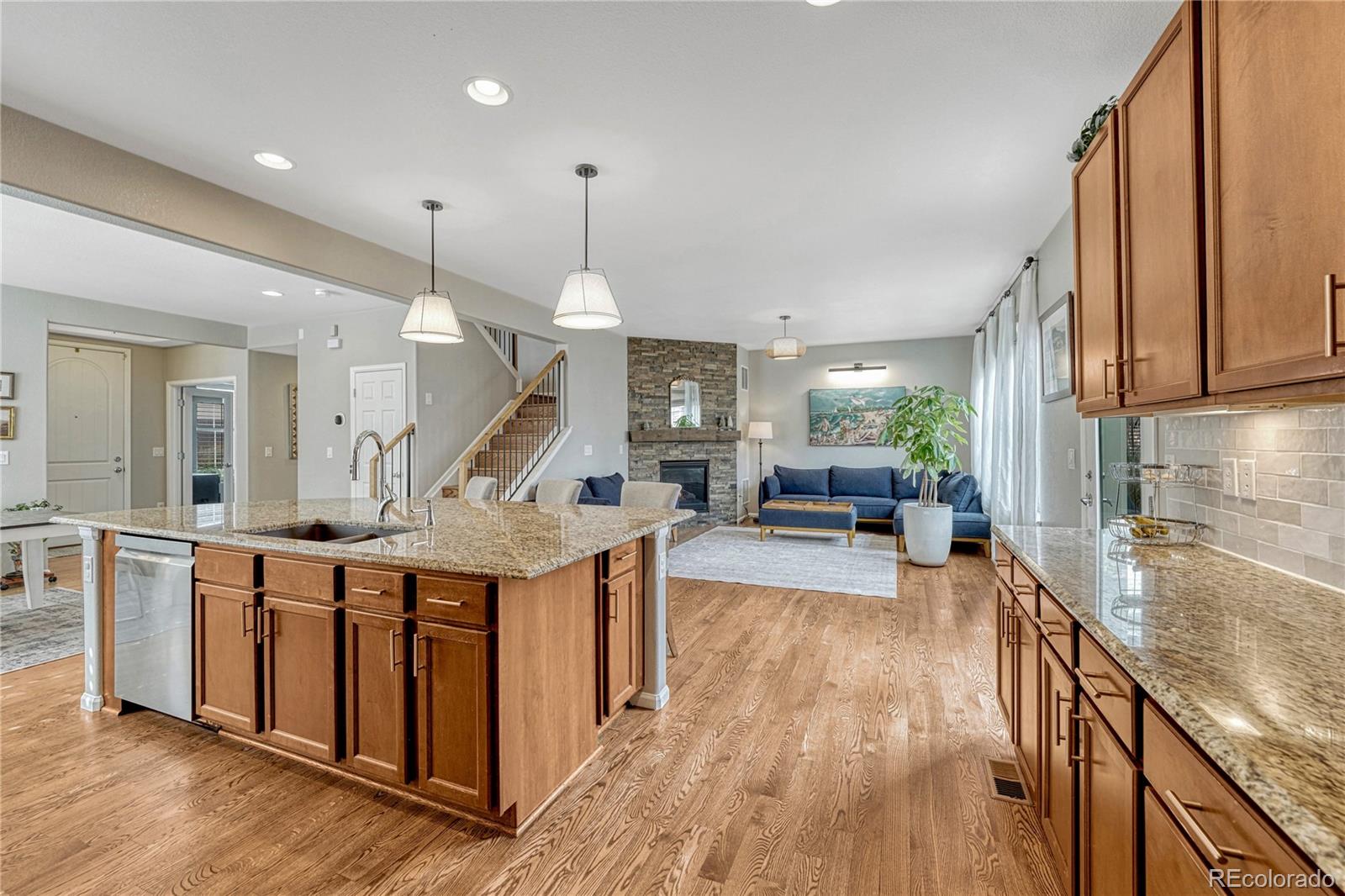 MLS Image #14 for 3152  trenton street,denver, Colorado