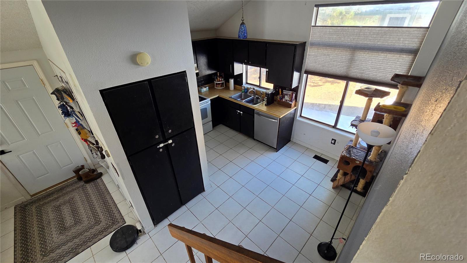 MLS Image #18 for 3771 s danube circle,aurora, Colorado