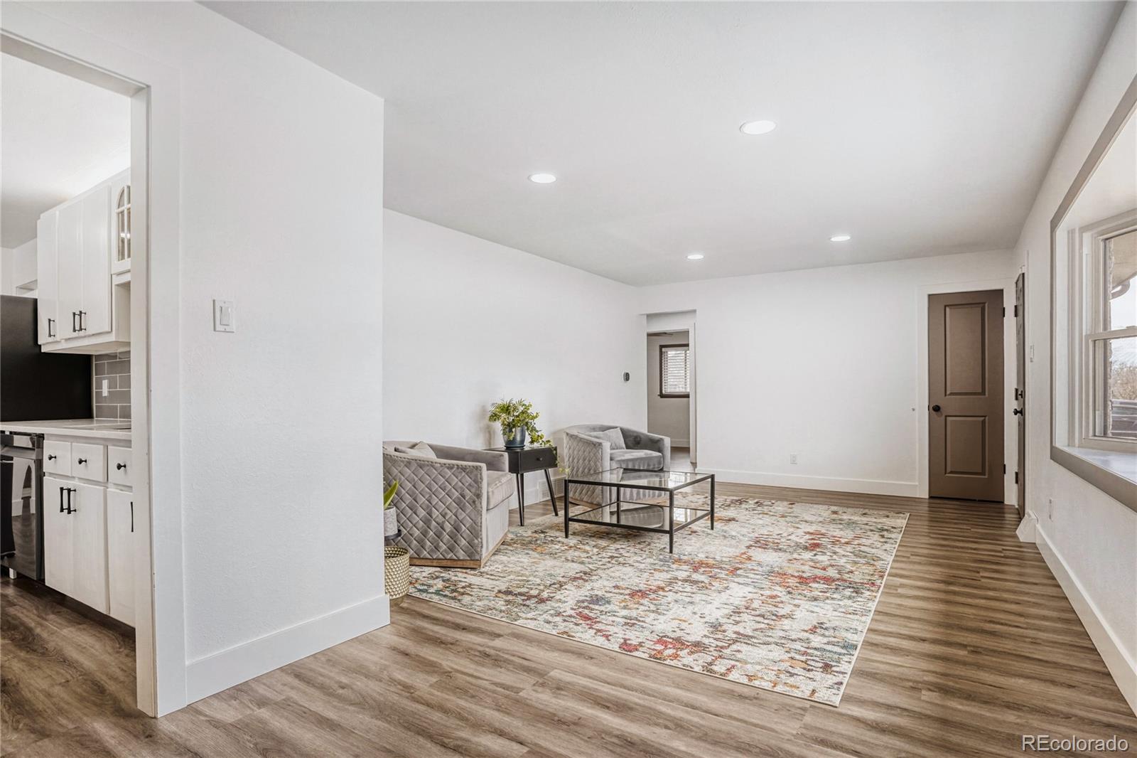 MLS Image #13 for 11550 e 2nd avenue,aurora, Colorado