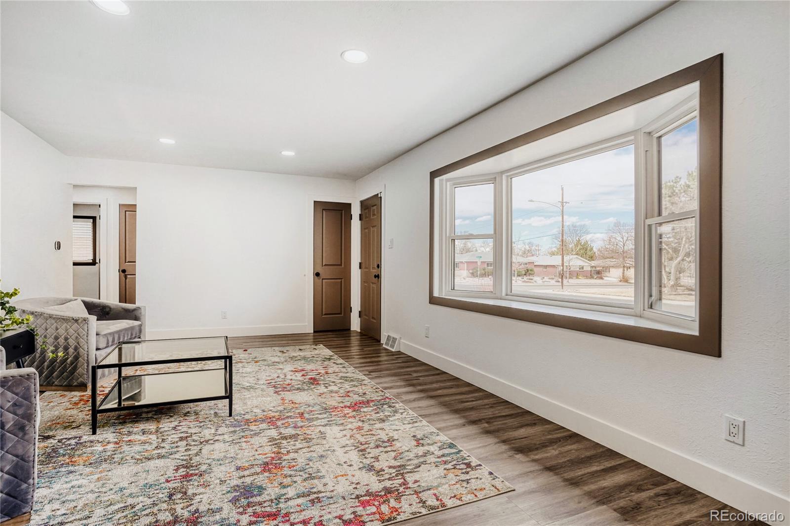 MLS Image #14 for 11550 e 2nd avenue,aurora, Colorado