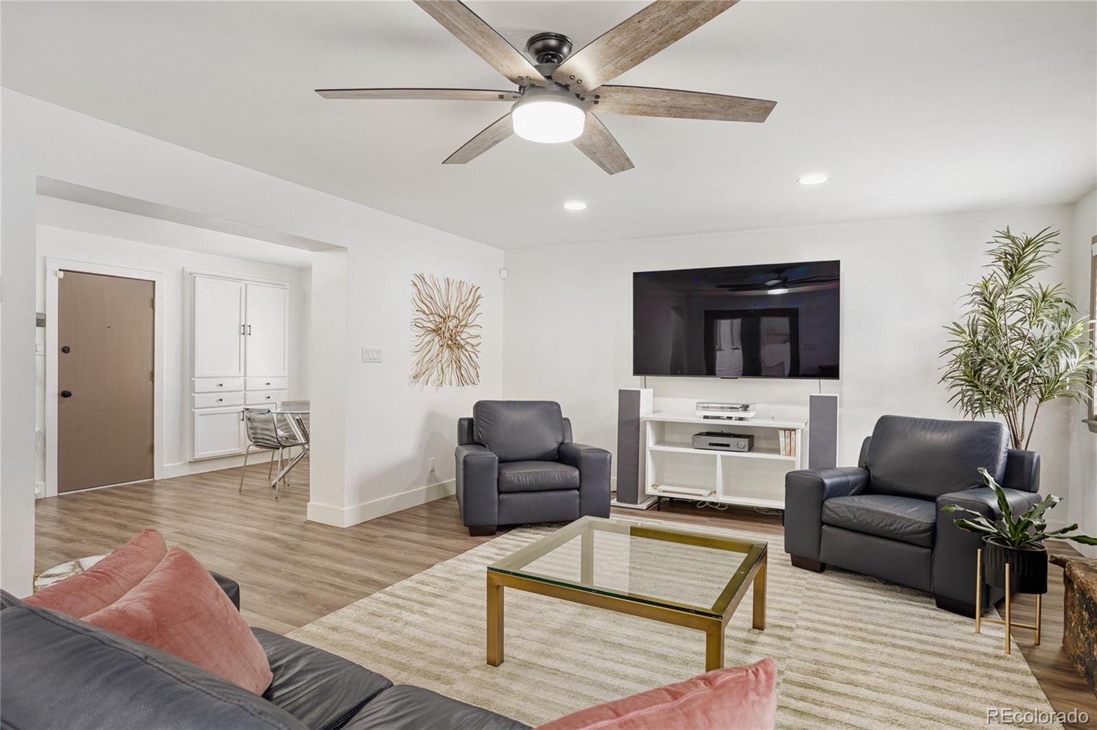 MLS Image #5 for 11550 e 2nd avenue,aurora, Colorado