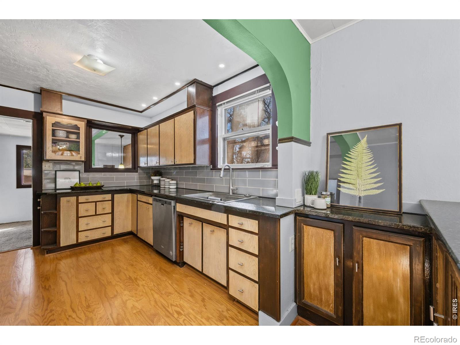 MLS Image #10 for 832  gay street,longmont, Colorado