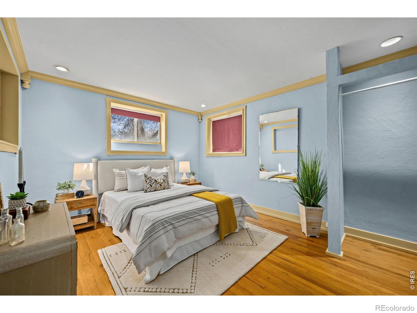 MLS Image #14 for 832  gay street,longmont, Colorado