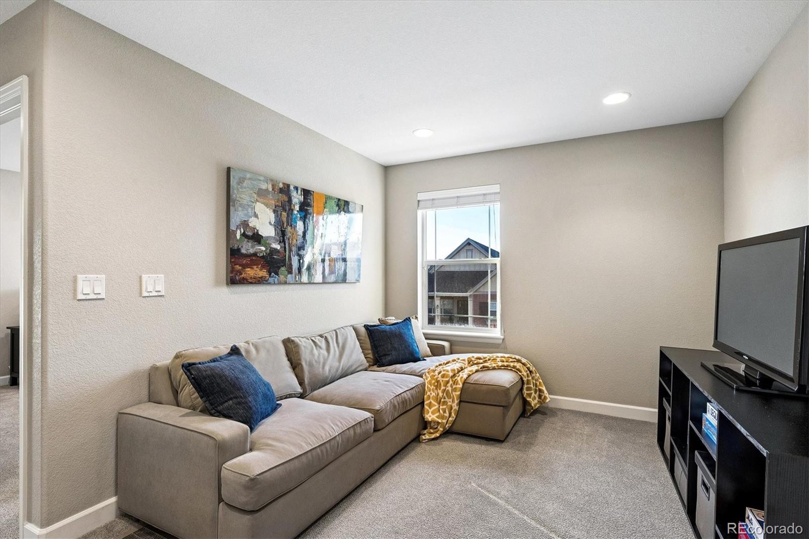MLS Image #16 for 11003 e 28th place,denver, Colorado