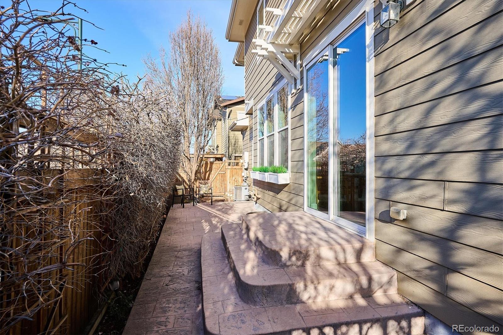 MLS Image #25 for 11003 e 28th place,denver, Colorado