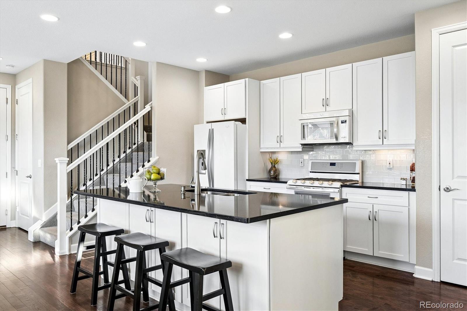 MLS Image #5 for 11003 e 28th place,denver, Colorado