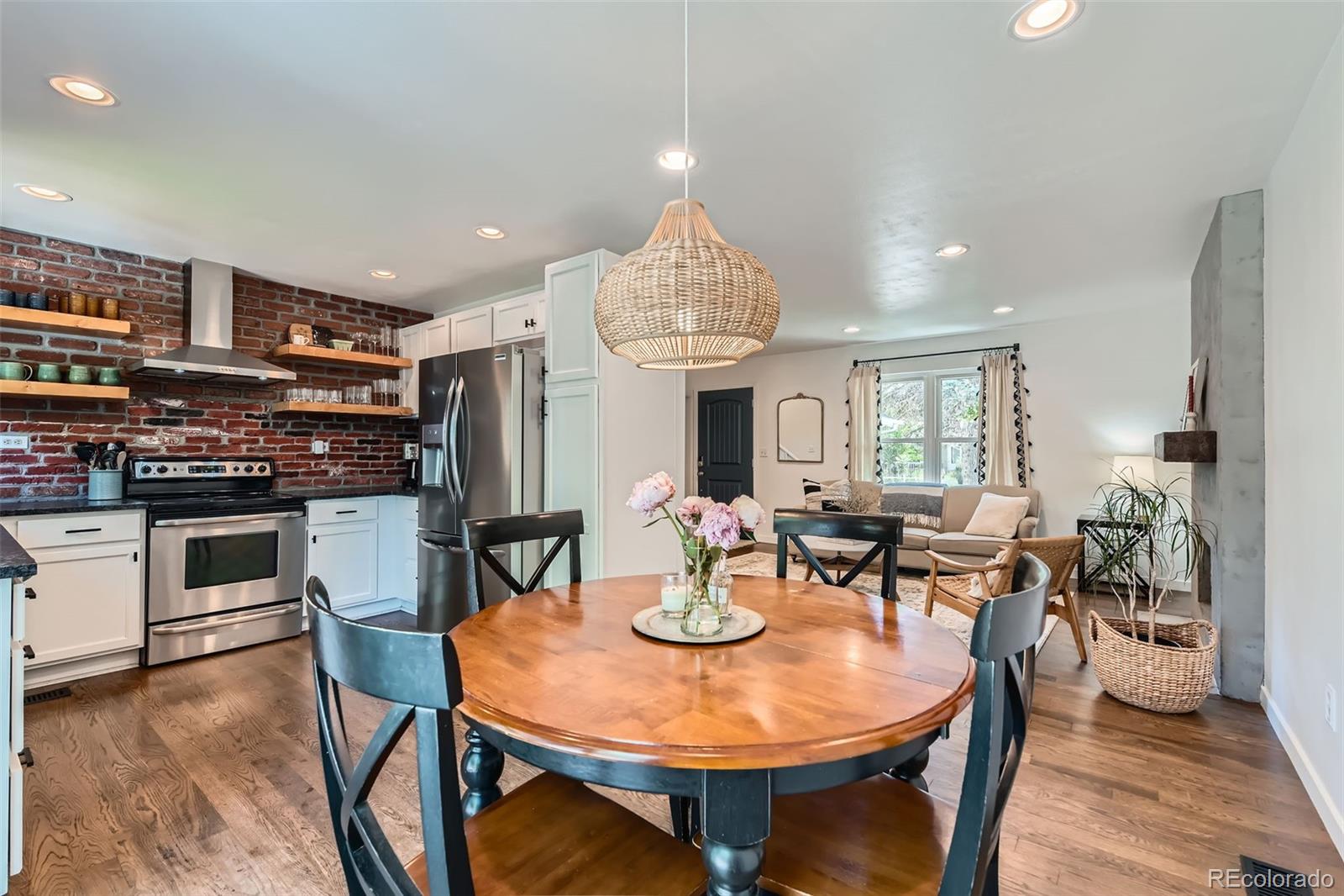 MLS Image #7 for 3955 s nucla street,aurora, Colorado