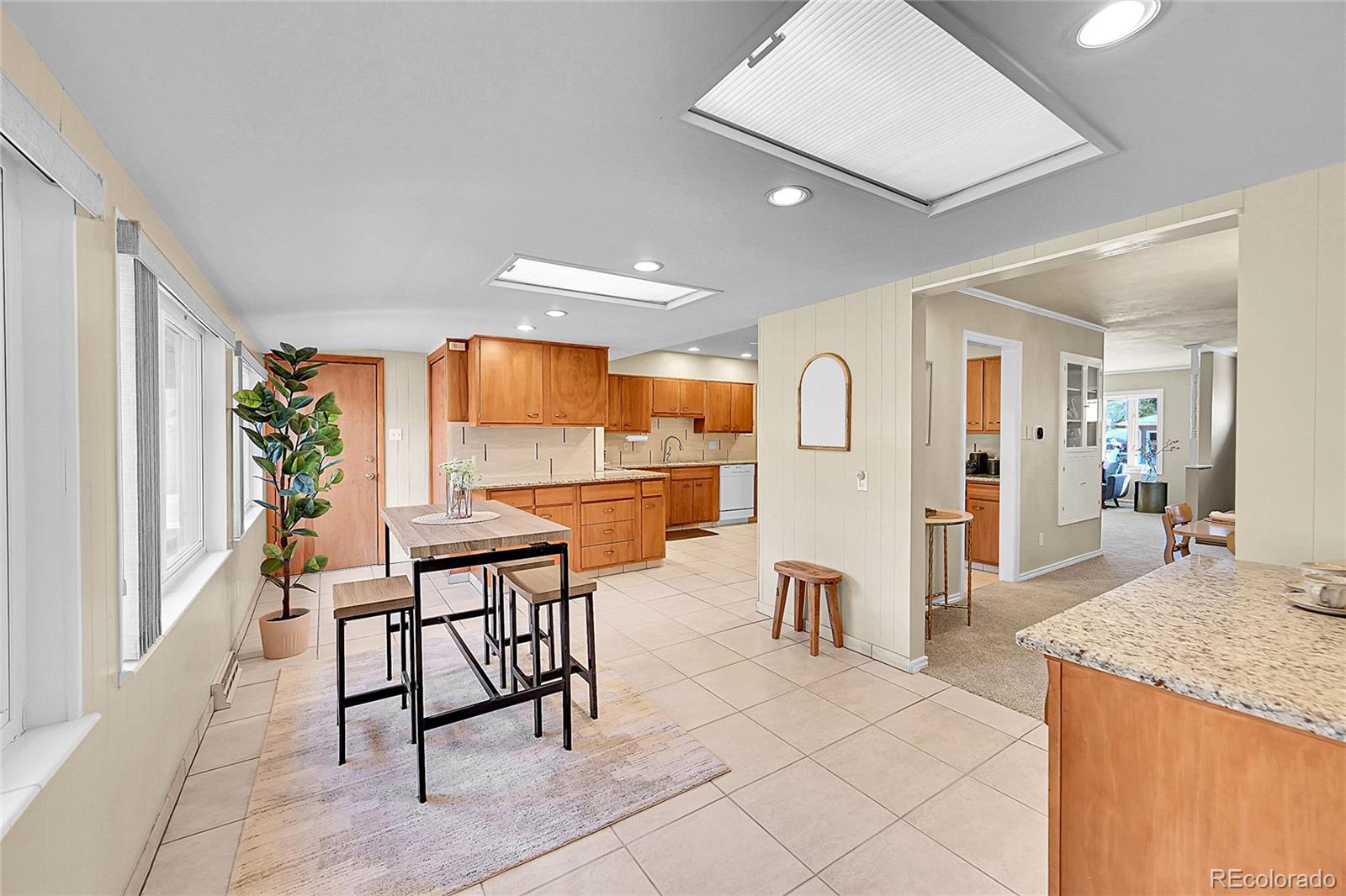MLS Image #10 for 8201 e lehigh drive,denver, Colorado