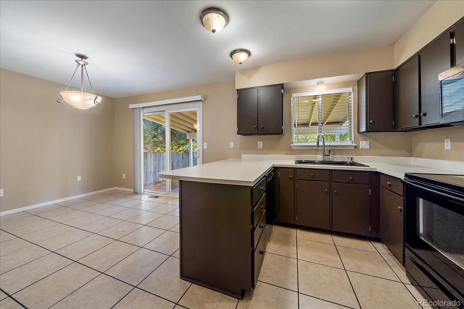 MLS Image #10 for 3569 s nucla street,aurora, Colorado