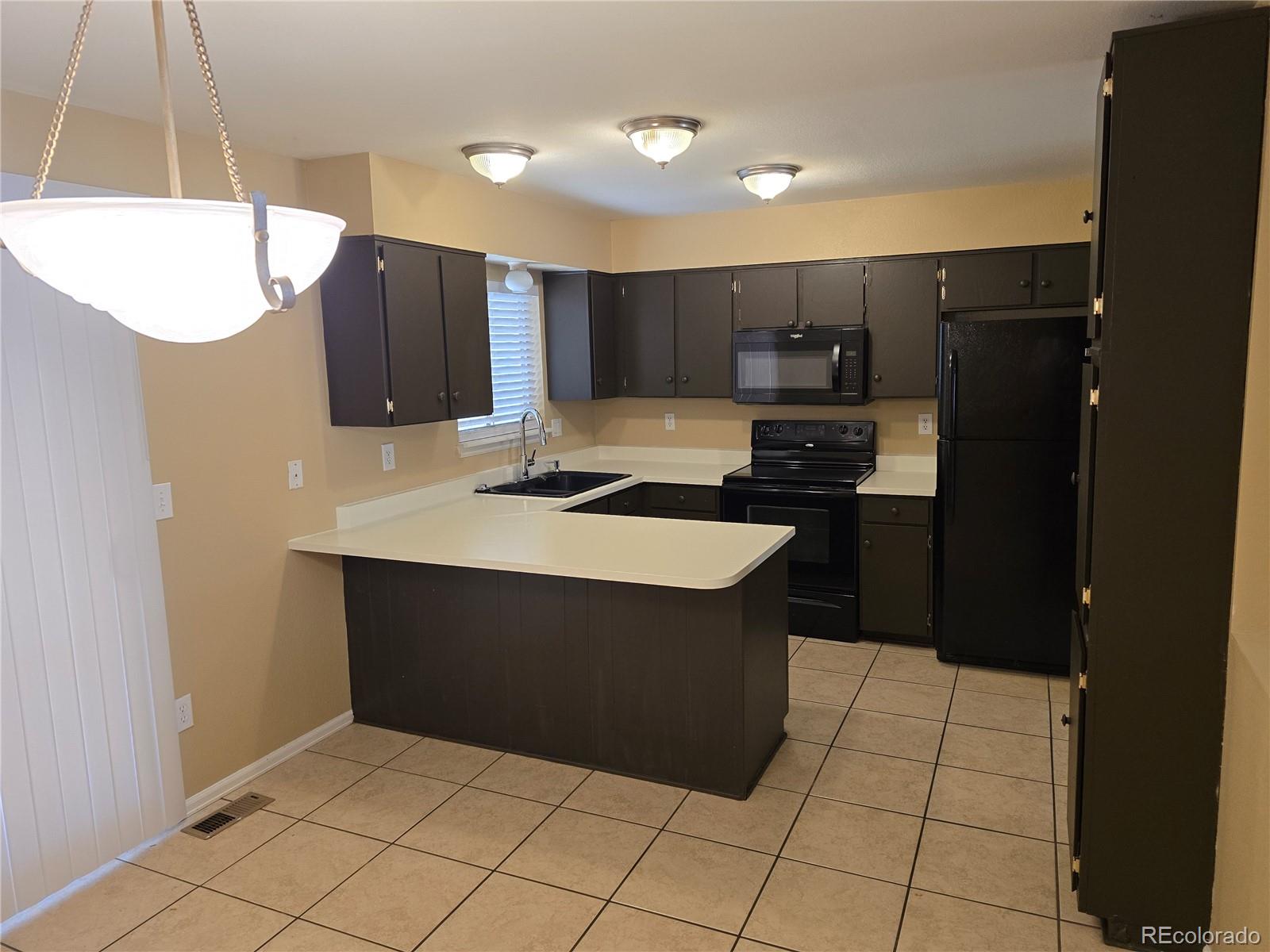 MLS Image #6 for 3569 s nucla street,aurora, Colorado