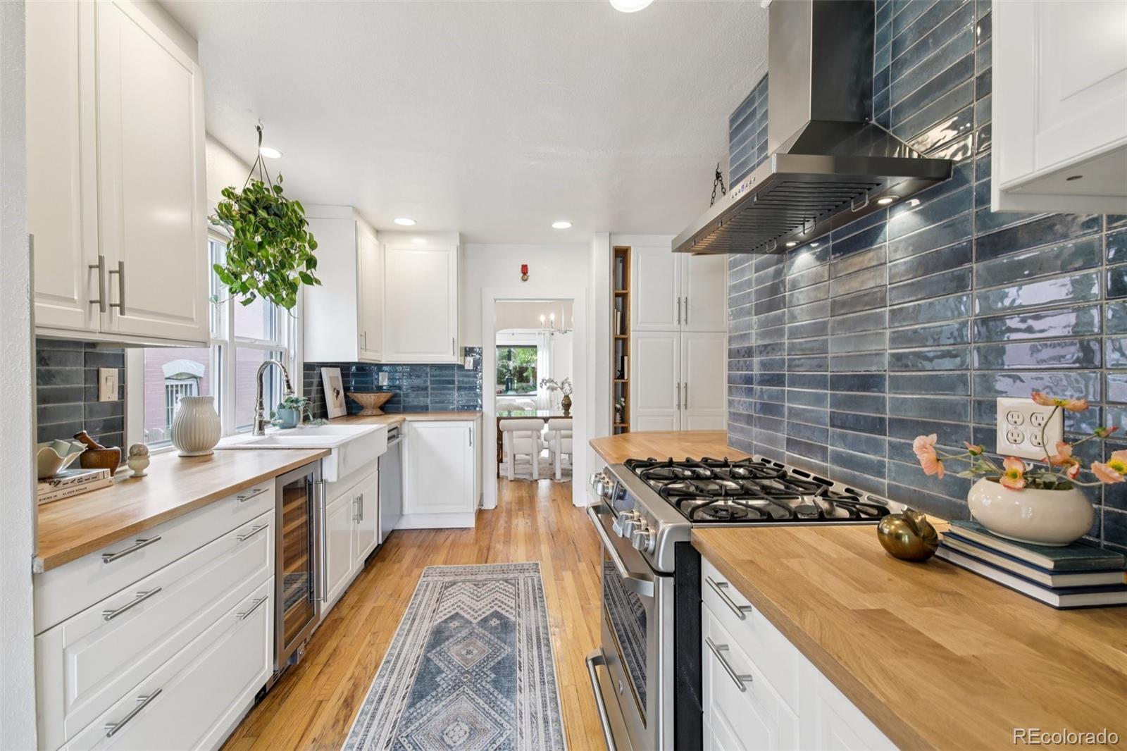 MLS Image #16 for 1120  madison street,denver, Colorado