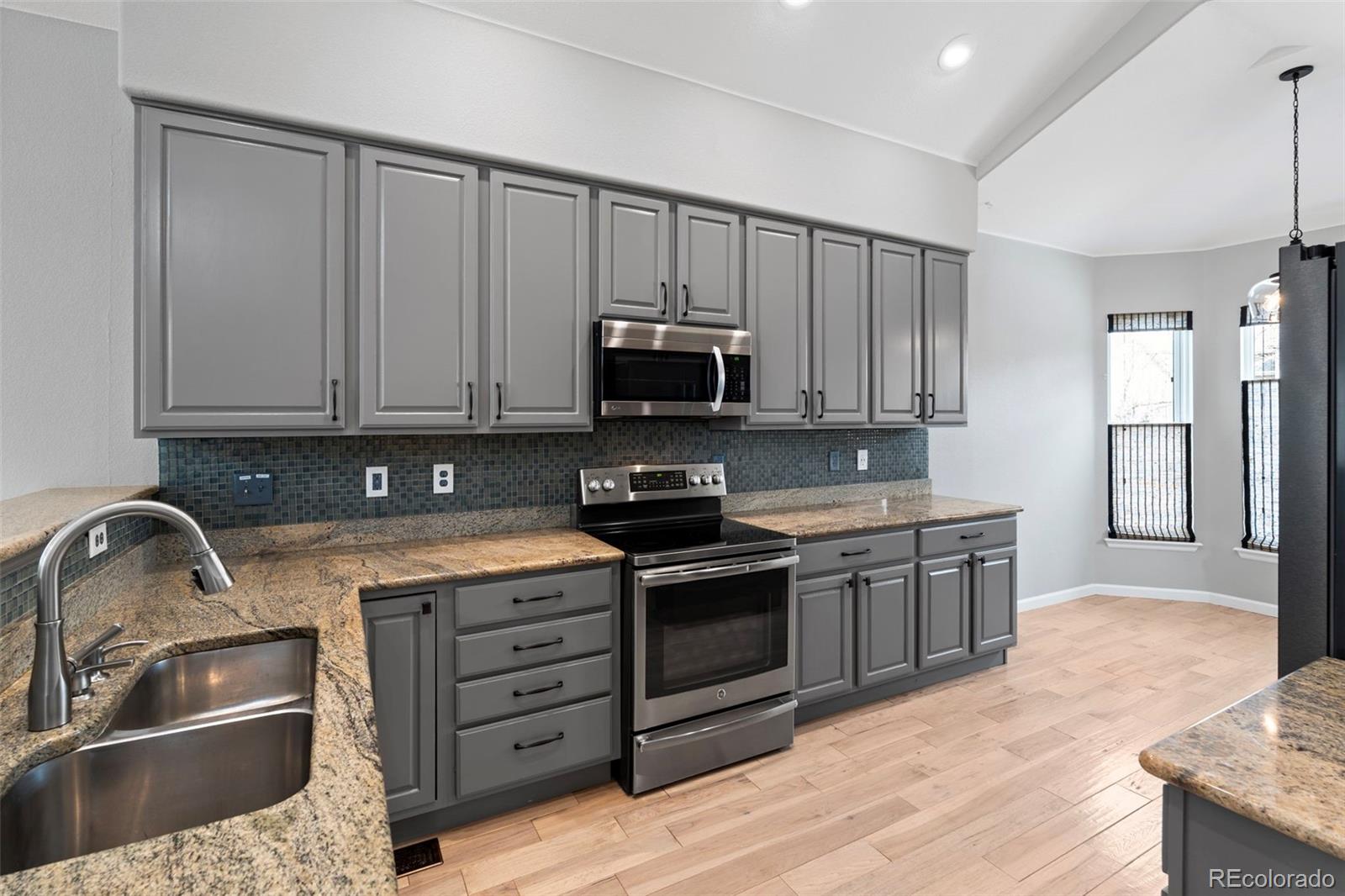 MLS Image #10 for 6409 s miller way,littleton, Colorado