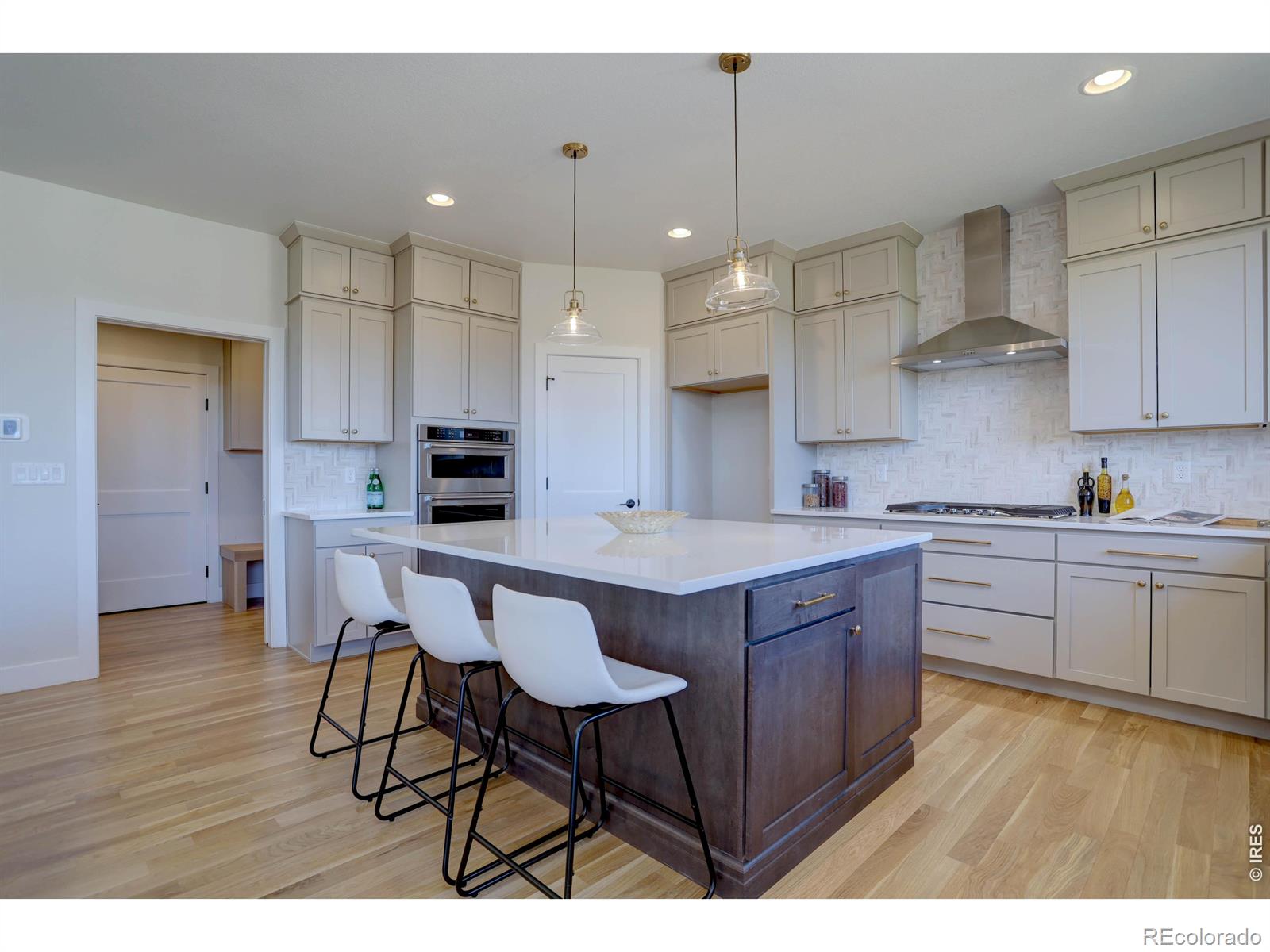 MLS Image #6 for 475  muirfield court,louisville, Colorado