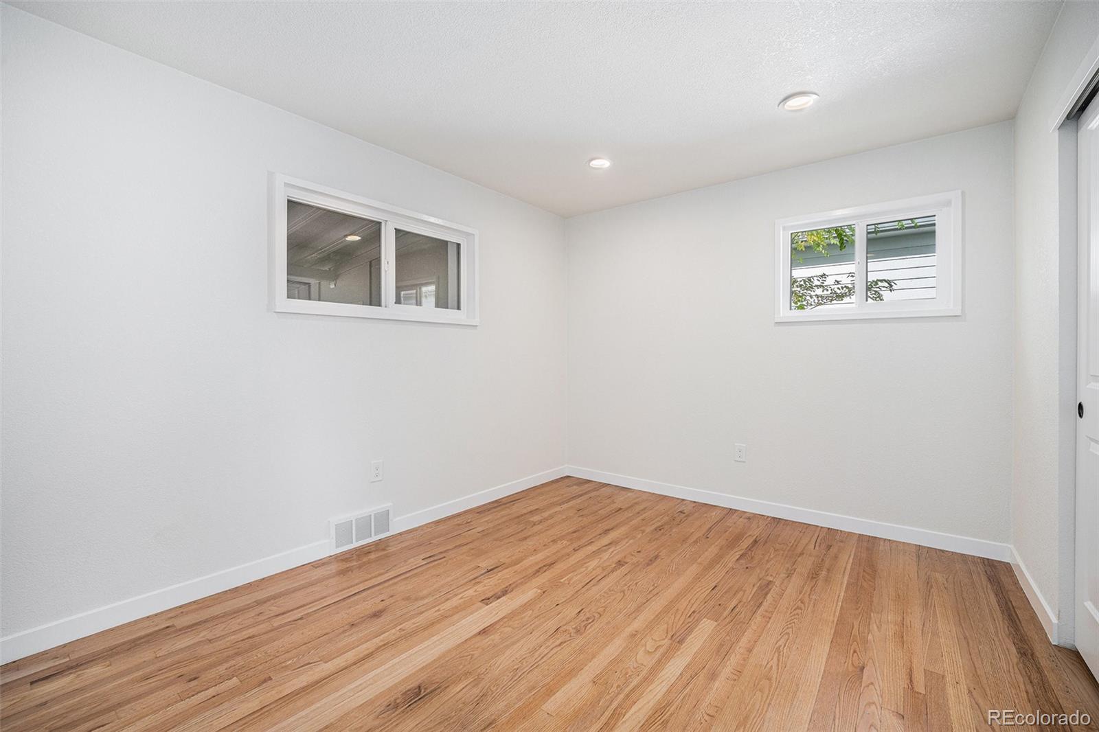 MLS Image #12 for 49 s utica street,denver, Colorado