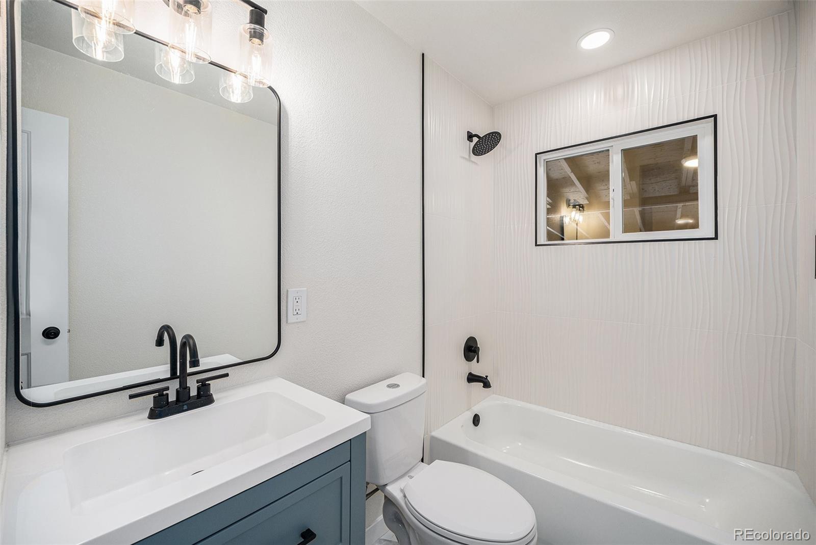 MLS Image #13 for 49 s utica street,denver, Colorado