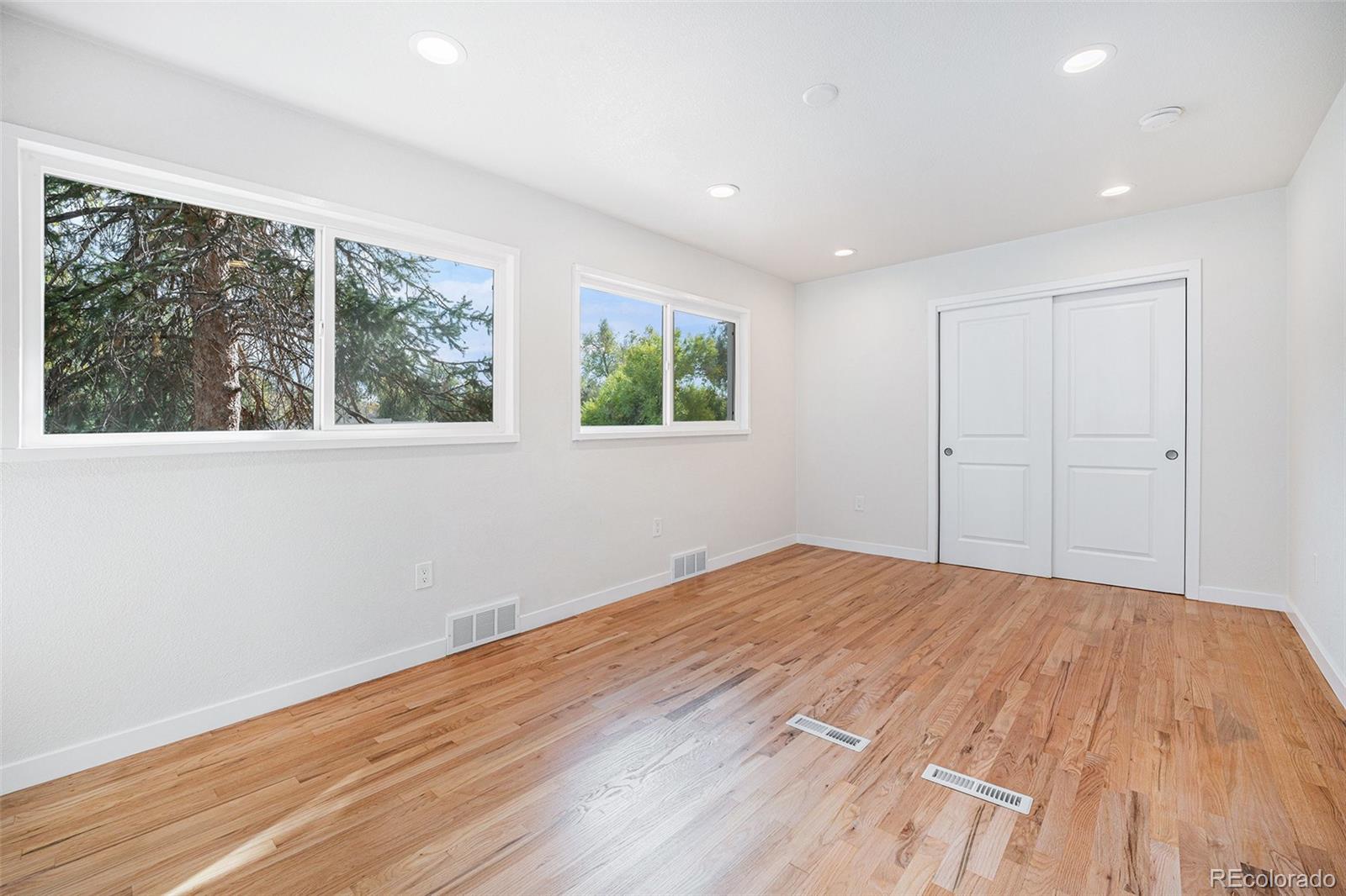 MLS Image #8 for 49 s utica street,denver, Colorado