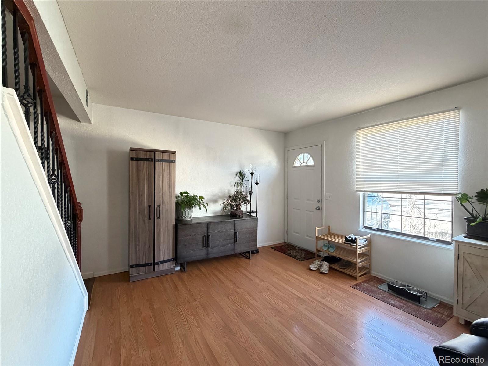 MLS Image #5 for 4784 s olathe way,aurora, Colorado