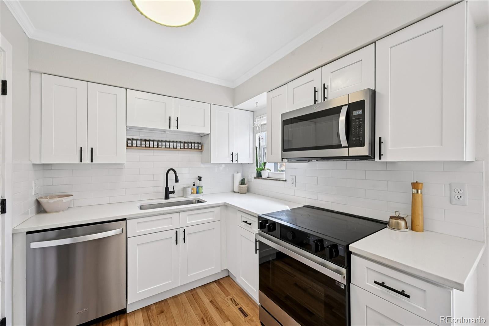 MLS Image #13 for 6317 s fairfax way,centennial, Colorado